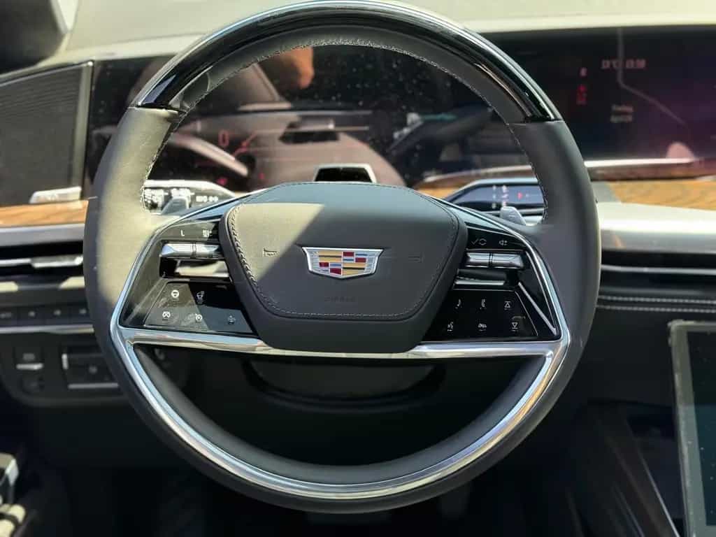 Cadillac Escalade 6.2 V8 Platinum Sport 2026 ABV + 24" null-photo-23