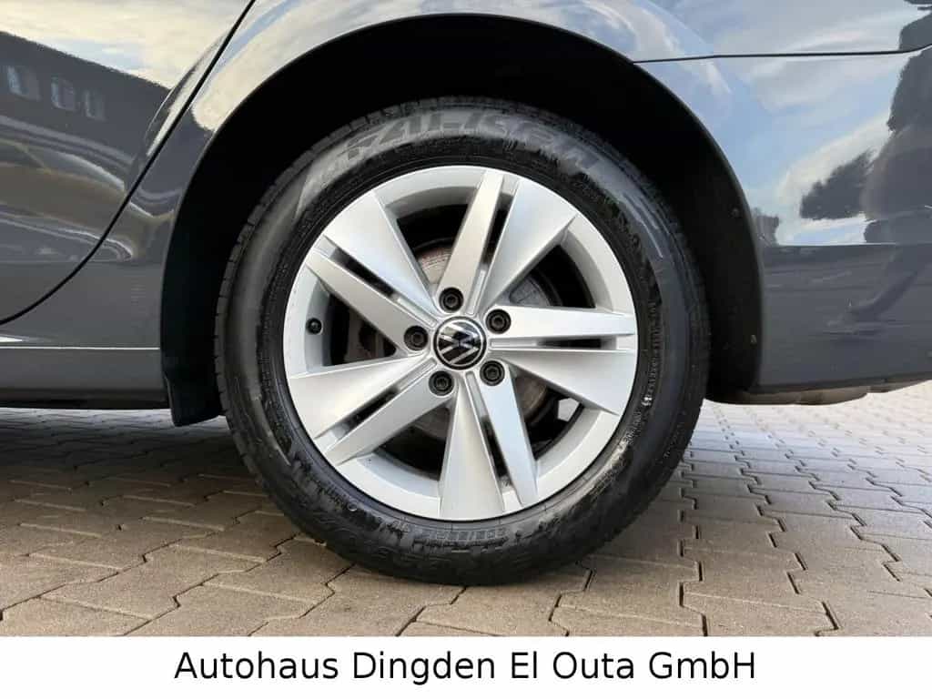 Volkswagen Golf VIII Variant 2.0 TDI Life 07/2021-photo-10