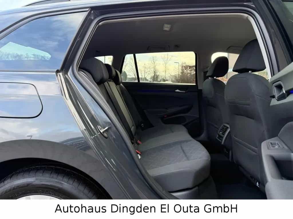 Volkswagen Golf VIII Variant 2.0 TDI Life 07/2021-photo-16