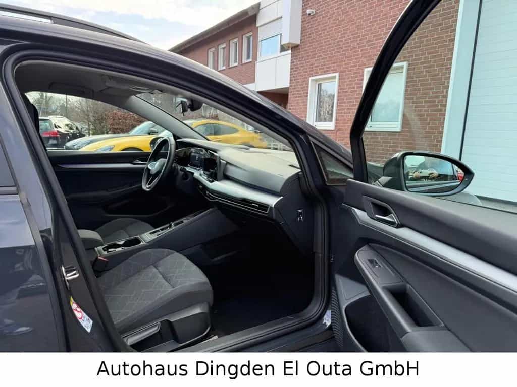 Volkswagen Golf VIII Variant 2.0 TDI Life 07/2021-photo-19