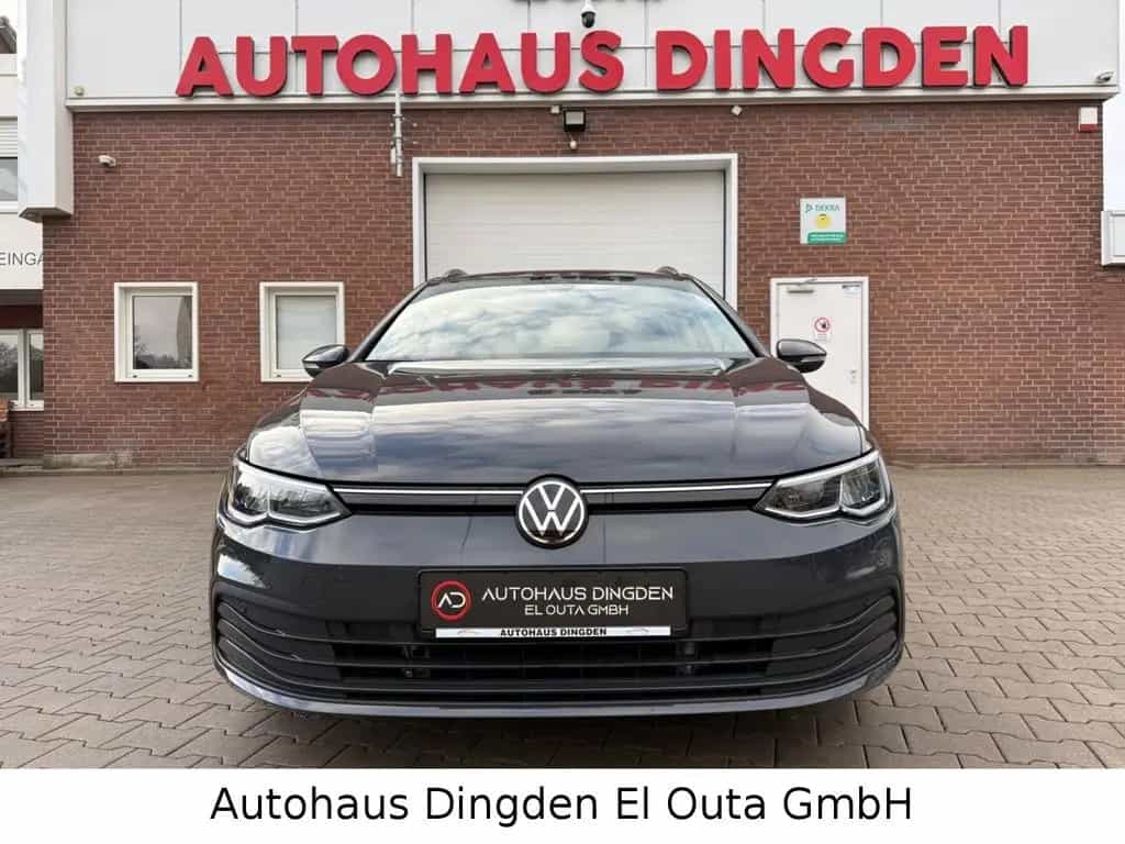 Volkswagen Golf VIII Variant 2.0 TDI Life 07/2021-photo-3