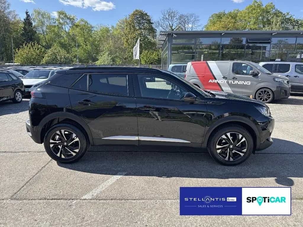 Peugeot 2008 GT 04/2022-photo-2