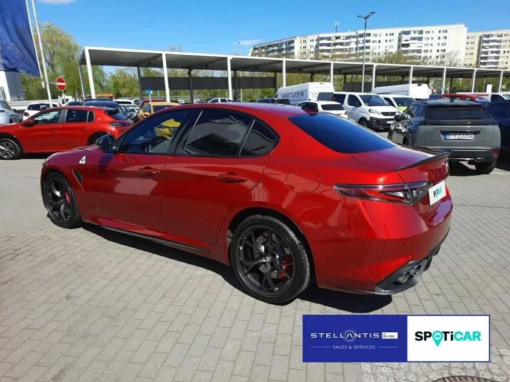 Alfa Romeo Giulia Quadrifoglio V6 AT8 09/2025-photo-6