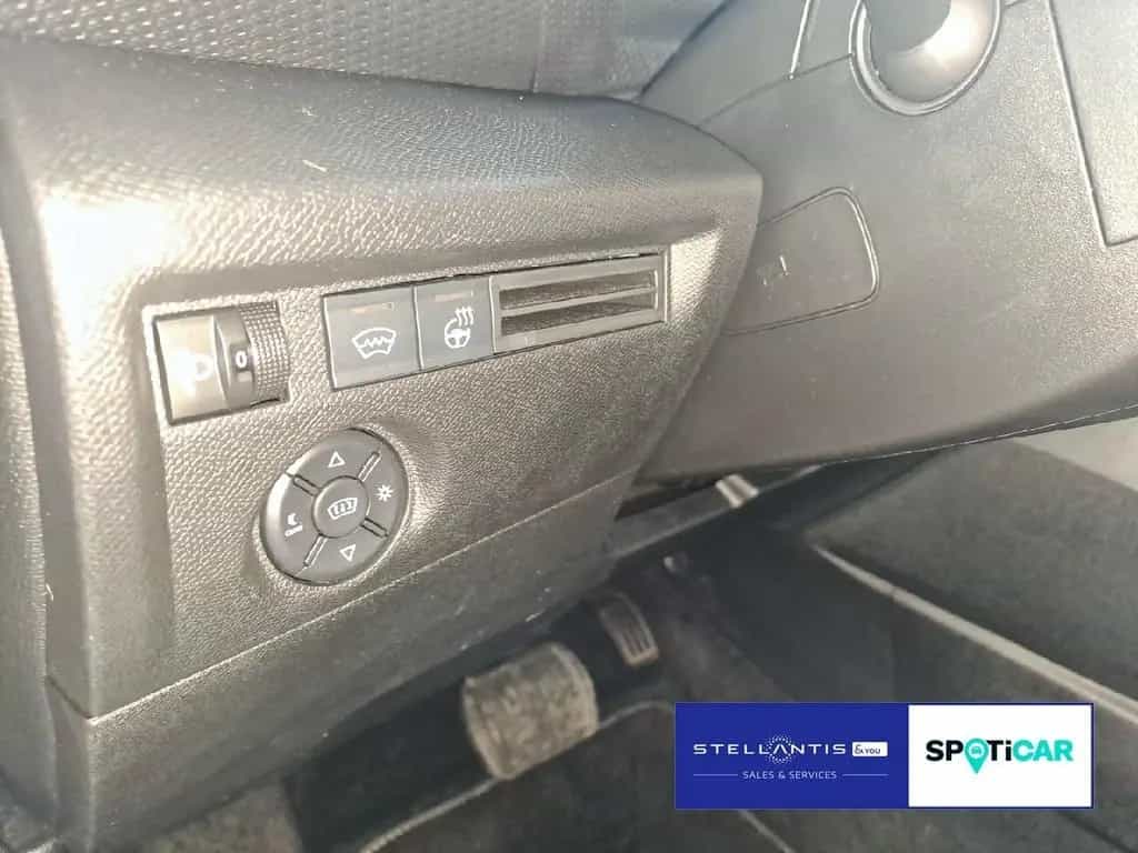 Citroën C4 1.2 PureTech 130 Max RFK*Winter-P.*Tech-P.* 02/2025-photo-13