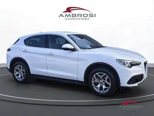 Alfa Romeo Stelvio ALFA ROMEO Stelvio Stelvio 2.2 Turbodiesel 210 C 10/2021-photo-1