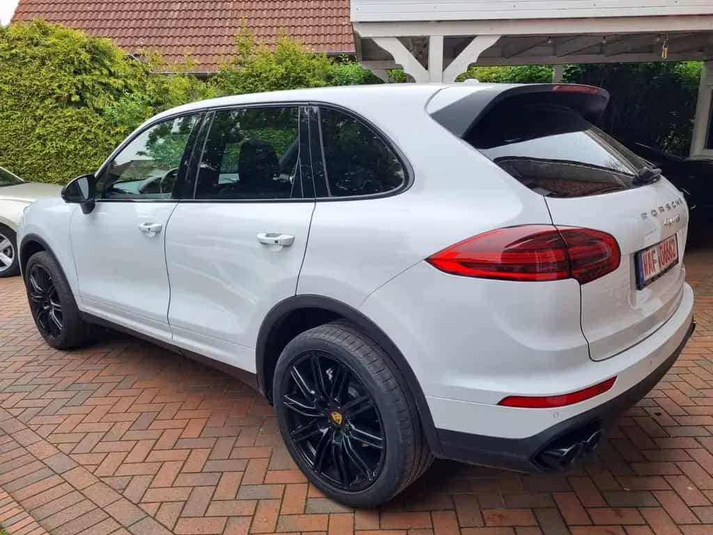 Porsche Cayenne S+Sport Chrono+LED+360°+Pano+Keyless+21" 03/2017-photo-5