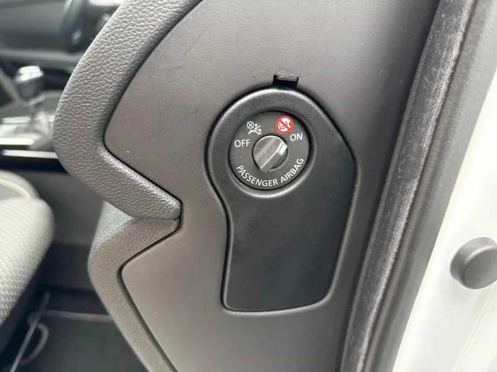 Renault Kadjar EXPERIENCE 1.2 TCe 130 KLIMA+PDC+AHK 04/2017-photo-31