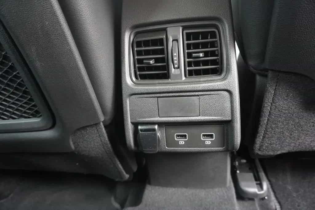 Renault Arkana 1.3 TCE M-Hybrid R.S. Line LED Navi ACC 12/2022-photo-37