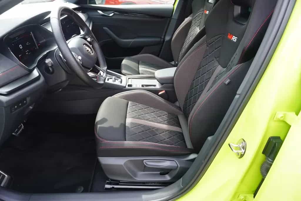 Skoda Octavia 2.0 RS DSG LED Totwinkel Kamera DAB 07/2022-photo-28