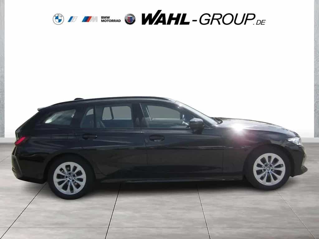 BMW 3 Series 318d TOURING AUT LC PLUS KOMFORTZG GRA PDC DAB E 03/2023-photo-1