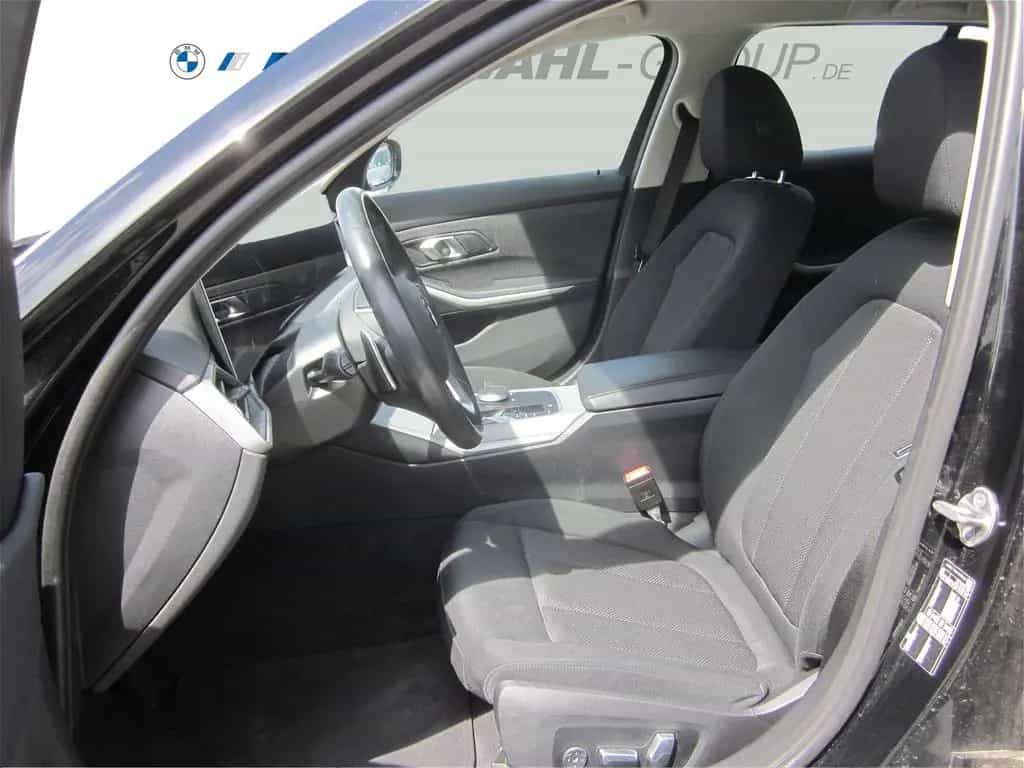 BMW 3 Series 318d TOURING AUT LC PLUS KOMFORTZG GRA PDC DAB E 03/2023-photo-7