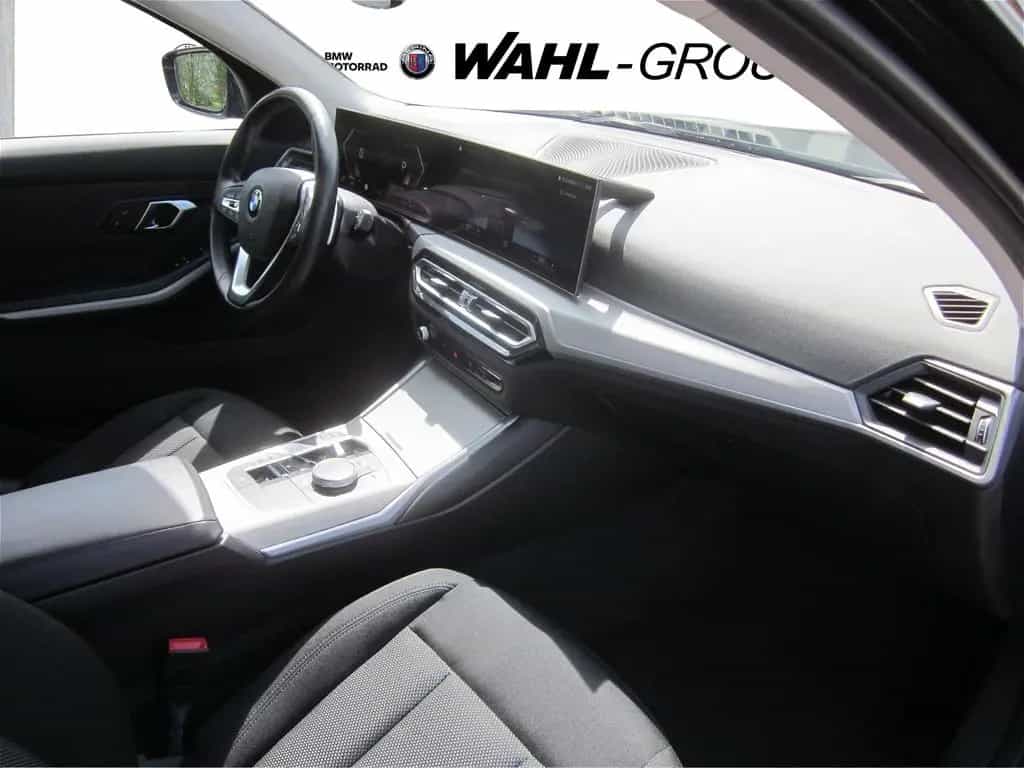 BMW 3 Series 318d TOURING AUT LC PLUS KOMFORTZG GRA PDC DAB E 03/2023-photo-9