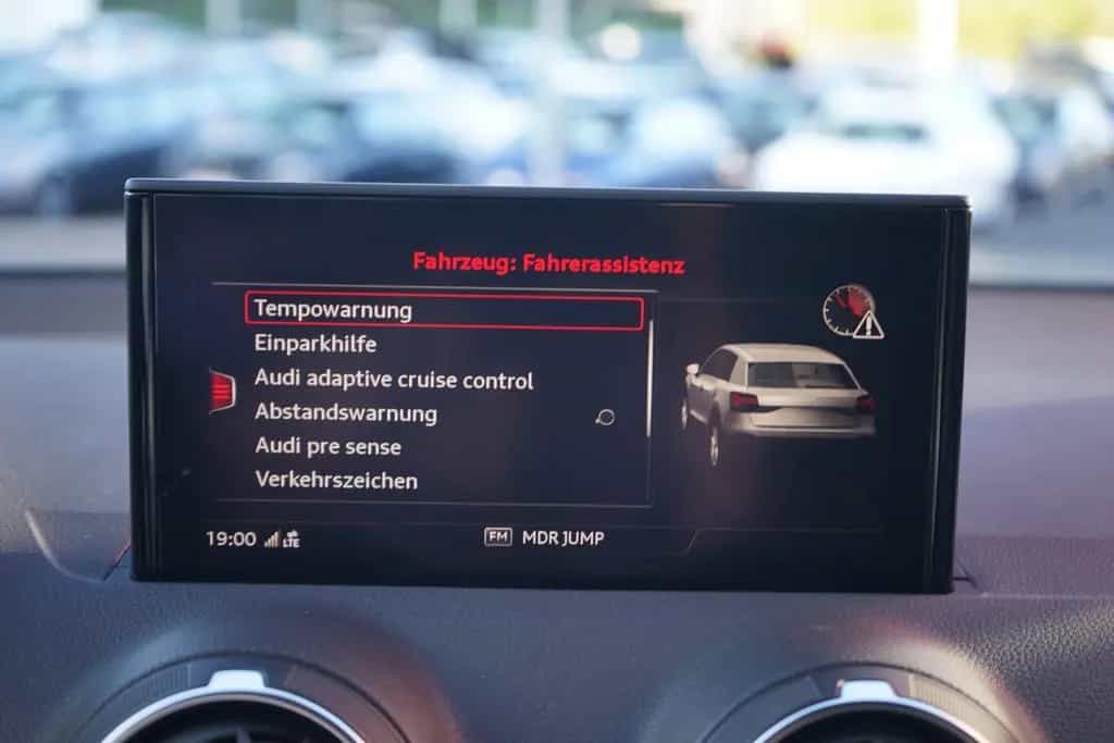 Audi Q2 1.4 TFSI S line S-tronic Navi ACC PDC USB AHK 08/2018-photo-18
