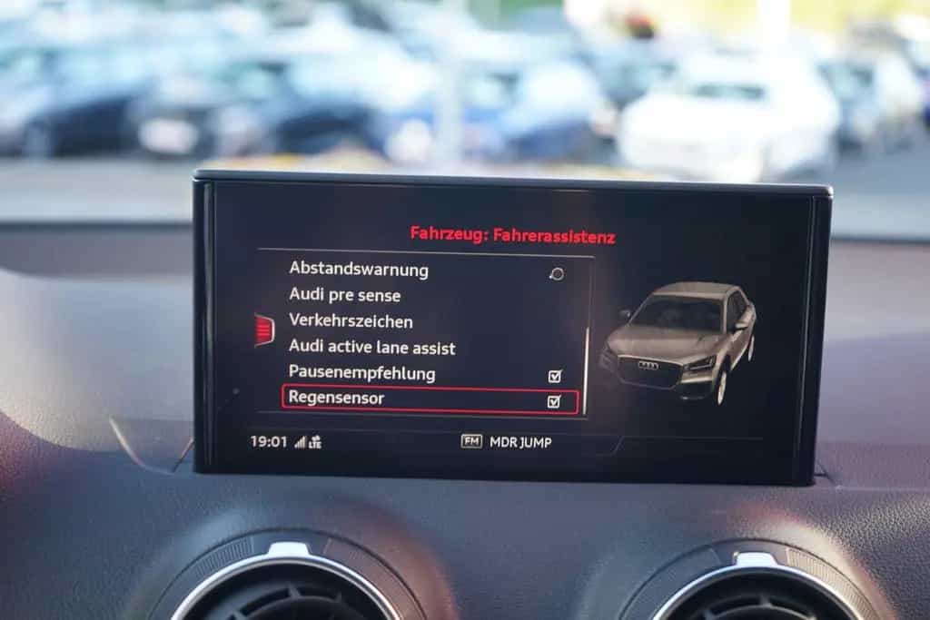 Audi Q2 1.4 TFSI S line S-tronic Navi ACC PDC USB AHK 08/2018-photo-19