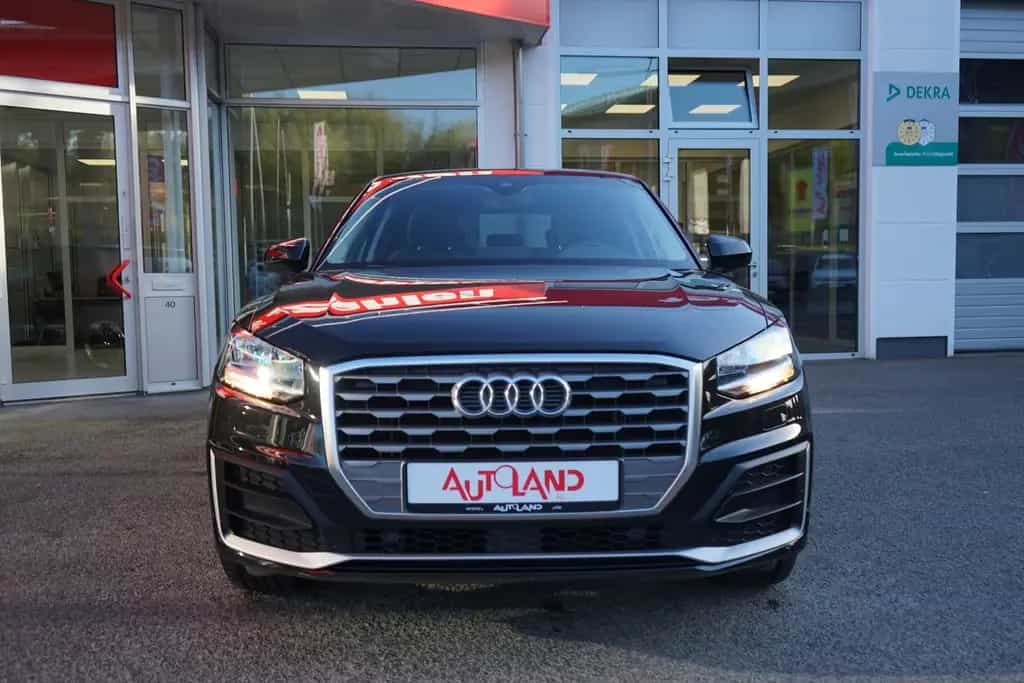 Audi Q2 1.4 TFSI S line S-tronic Navi ACC PDC USB AHK 08/2018-photo-2