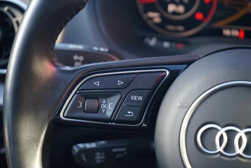Audi Q2 1.4 TFSI S line S-tronic Navi ACC PDC USB AHK 08/2018-photo-27