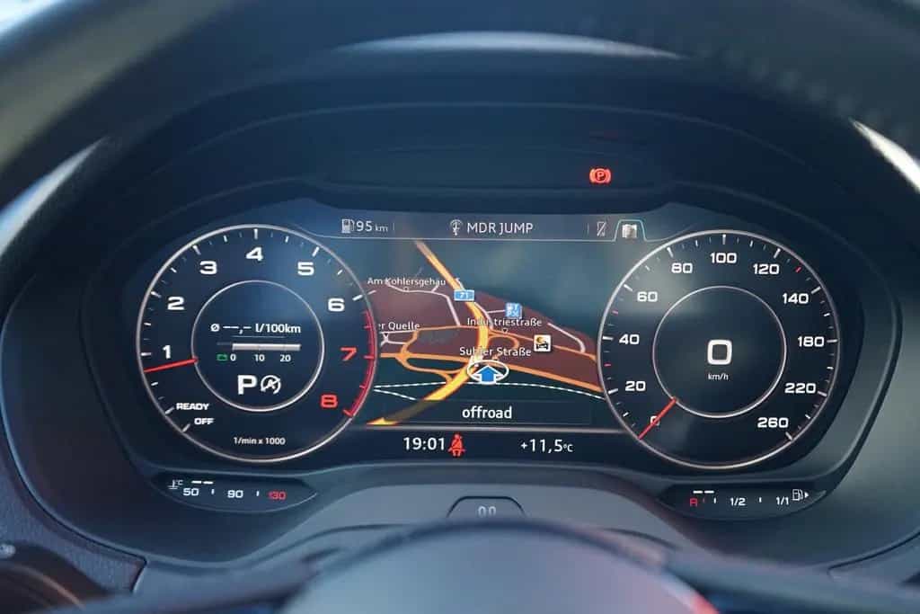 Audi Q2 1.4 TFSI S line S-tronic Navi ACC PDC USB AHK 08/2018-photo-32