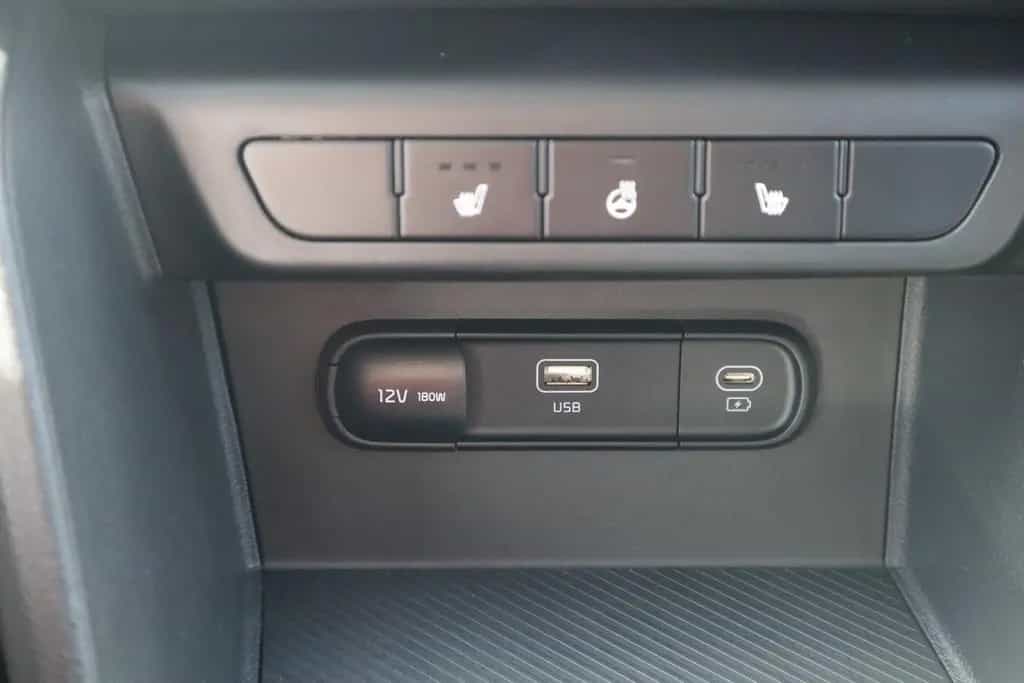 Kia Sportage 1.6 M-Hybrid Vision LED Sitzheizung DAB 01/2023-photo-16