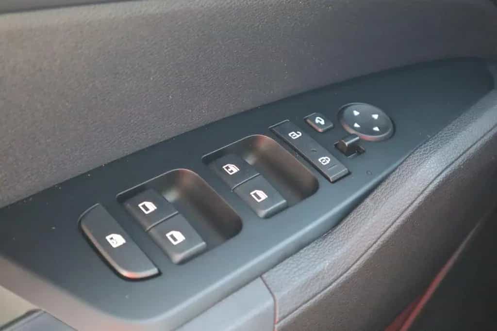 Kia Sportage 1.6 M-Hybrid Vision LED Sitzheizung DAB 01/2023-photo-29