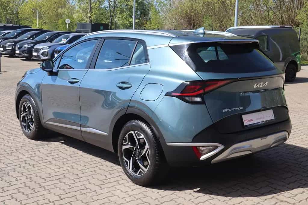 Kia Sportage 1.6 M-Hybrid Vision LED Sitzheizung DAB 01/2023-photo-4