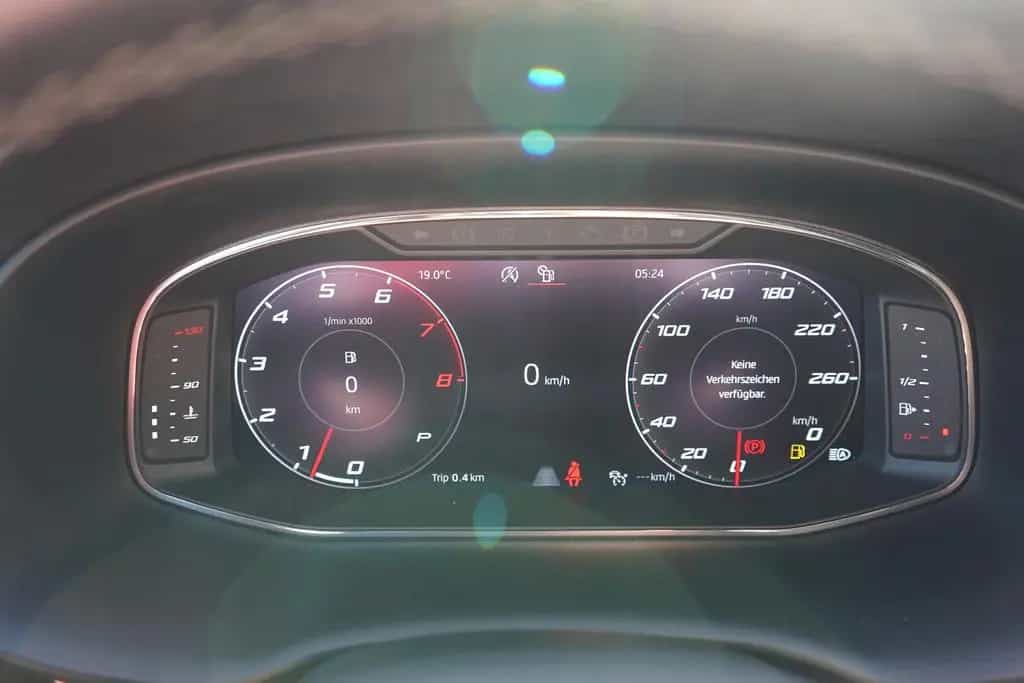 Seat Ateca 1.5 Xcellence LED Navi ACC Totwinkel Beats 09/2020-photo-22