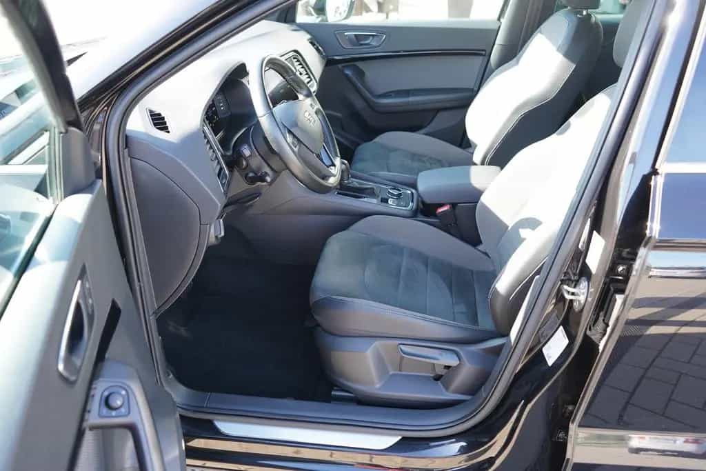 Seat Ateca 1.5 Xcellence LED Navi ACC Totwinkel Beats 09/2020-photo-31