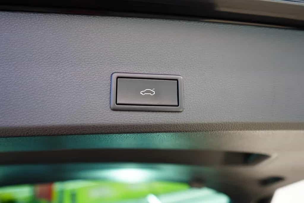 Seat Ateca 1.5 Xcellence LED Navi ACC Totwinkel Beats 09/2020-photo-37