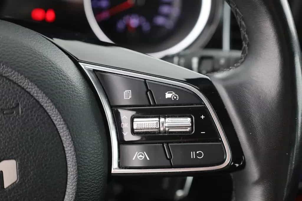 Kia Ceed SW 1.5 T-GDI Vision Aut. Android Apple PDC 10/2021-photo-16