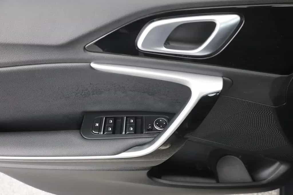 Kia Ceed SW 1.5 T-GDI Vision Aut. Android Apple PDC 10/2021-photo-20