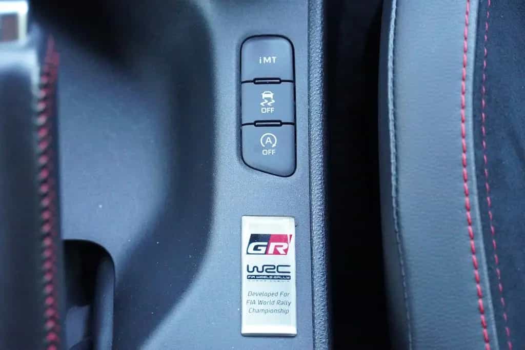 Toyota Yaris 1.6 GR 4WD LED ACC Android Apple DAB 01/2021-photo-16