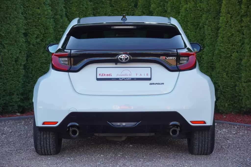 Toyota Yaris 1.6 GR 4WD LED ACC Android Apple DAB 01/2021-photo-4