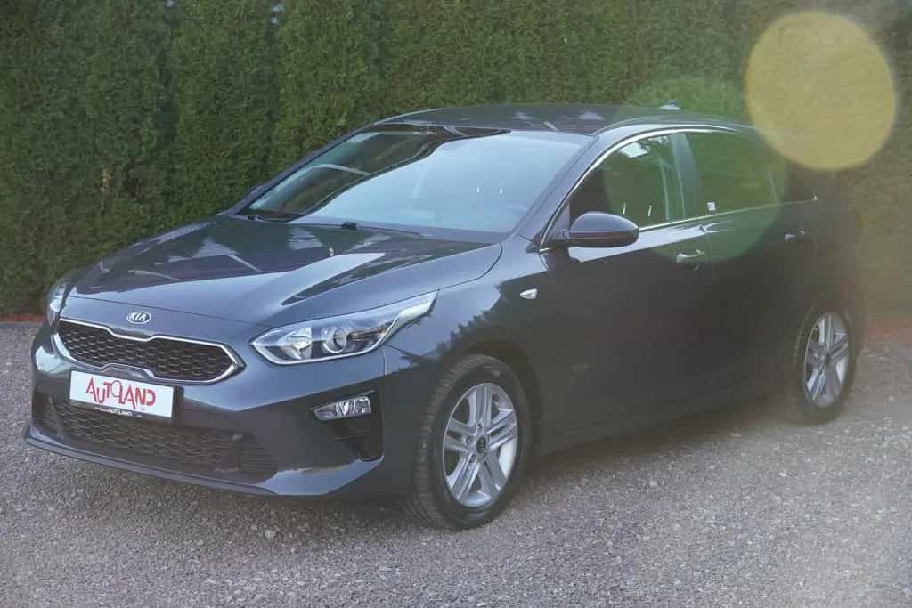 Kia cee'd / Ceed Ceed 1.4 T-GDI Vision Klima Kamera Tempomat USB 02/2019-photo-2