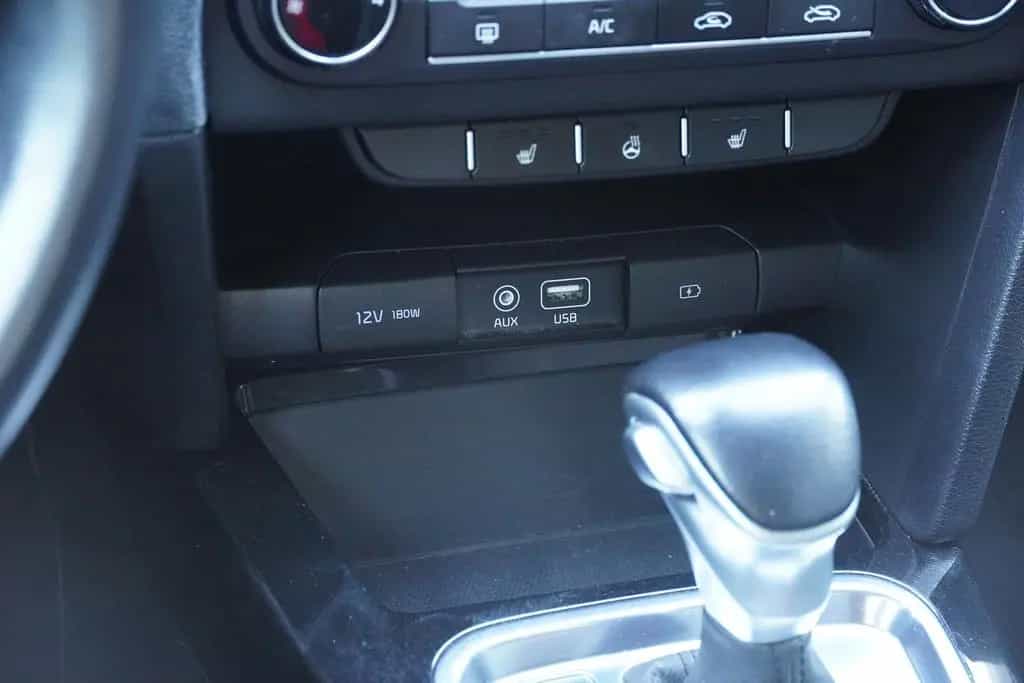 Kia cee'd / Ceed Ceed 1.4 T-GDI Vision Klima Kamera Tempomat USB 02/2019-photo-20