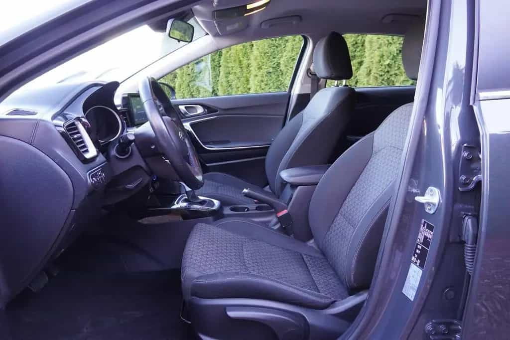 Kia cee'd / Ceed Ceed 1.4 T-GDI Vision Klima Kamera Tempomat USB 02/2019-photo-22