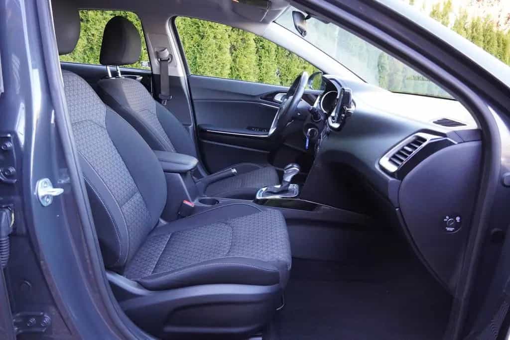 Kia cee'd / Ceed Ceed 1.4 T-GDI Vision Klima Kamera Tempomat USB 02/2019-photo-24