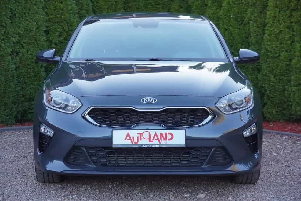 Kia cee'd / Ceed Ceed 1.4 T-GDI Vision Klima Kamera Tempomat USB 02/2019-photo-3