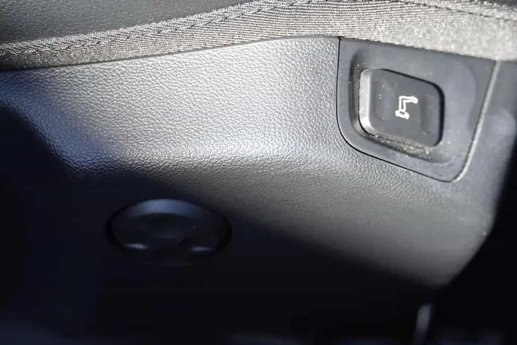 Opel Grandland 1.2 Innovation LED Navi AHK 360° USB 01/2020-photo-25