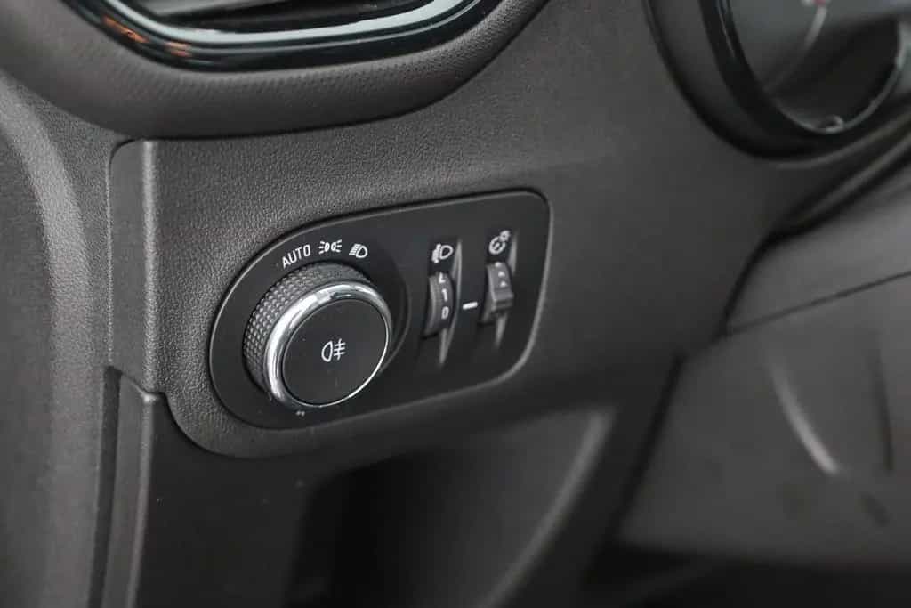 Opel Crossland 1.2 T Edition Klimaaut. Sitzheizung 06/2020-photo-18