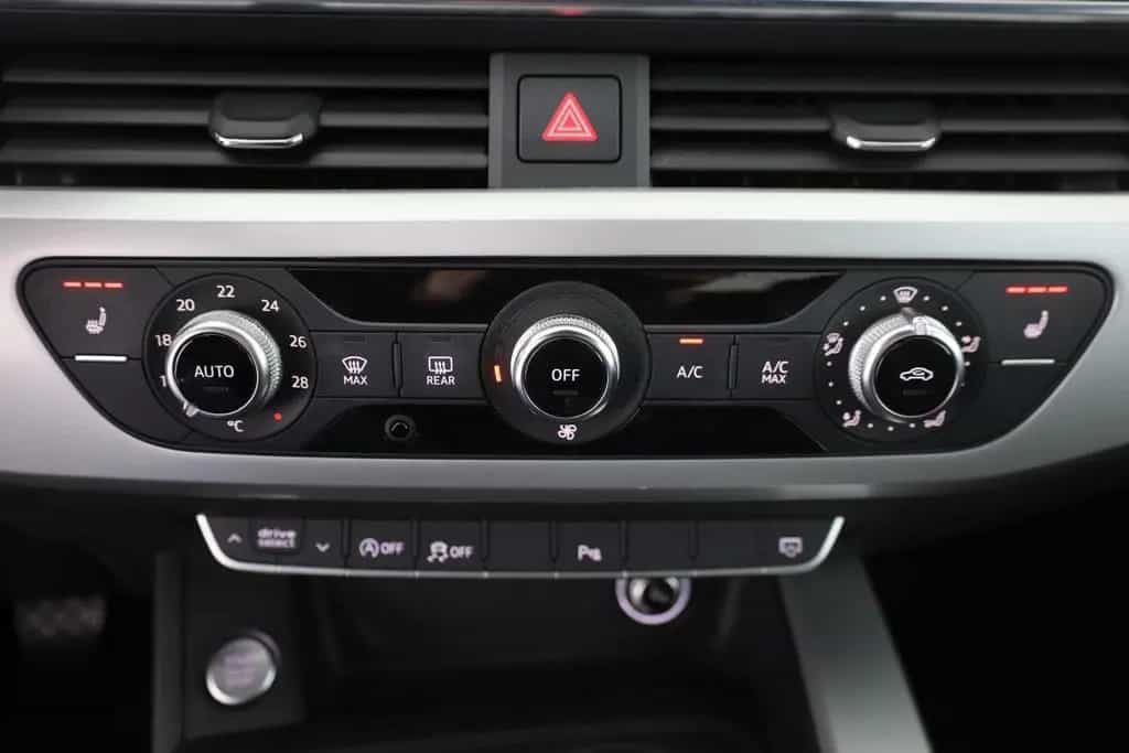 Audi A5 Coupe 2.0 TDI LED Navi Sitzheizung Kamera B&O 11/2017-photo-11