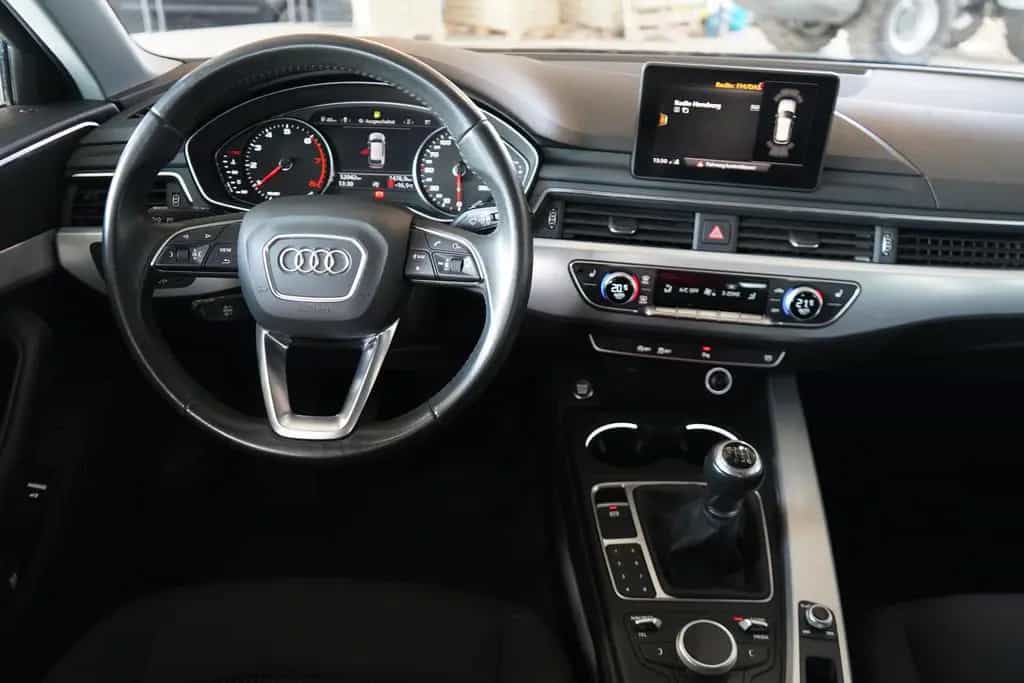 Audi A4 Avant 1.4 TFSI Bi-Xenon Navi App-Connect PDC 05/2018-photo-10