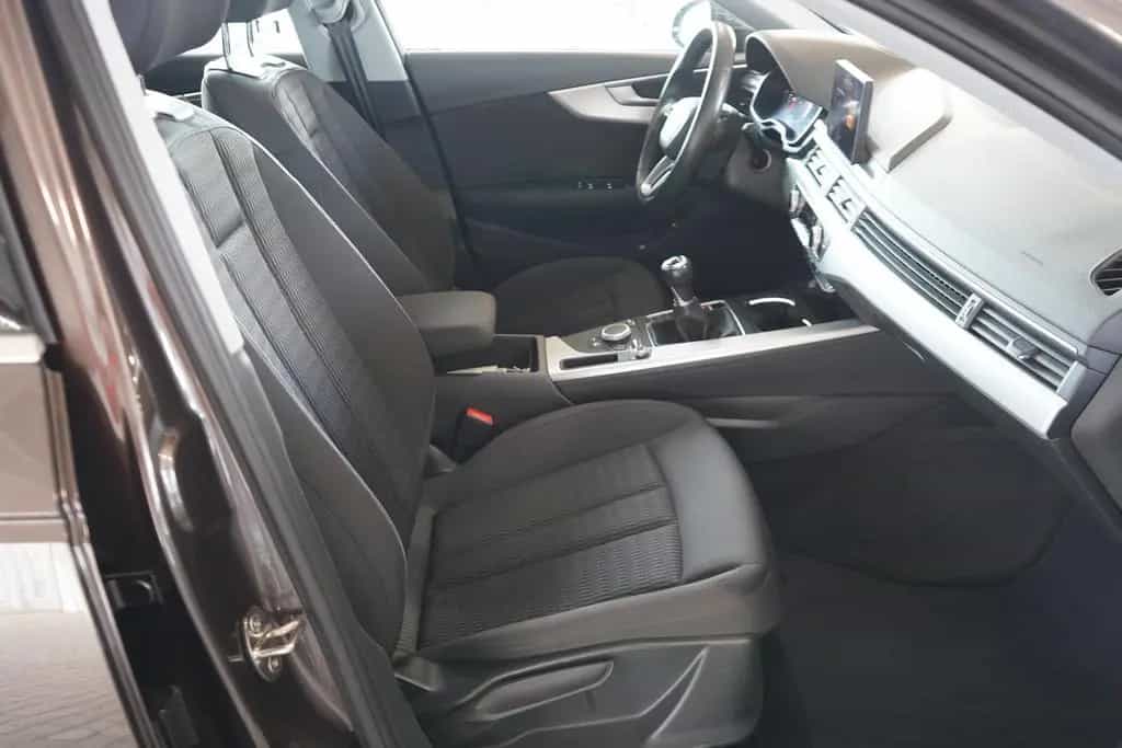 Audi A4 Avant 1.4 TFSI Bi-Xenon Navi App-Connect PDC 05/2018-photo-31