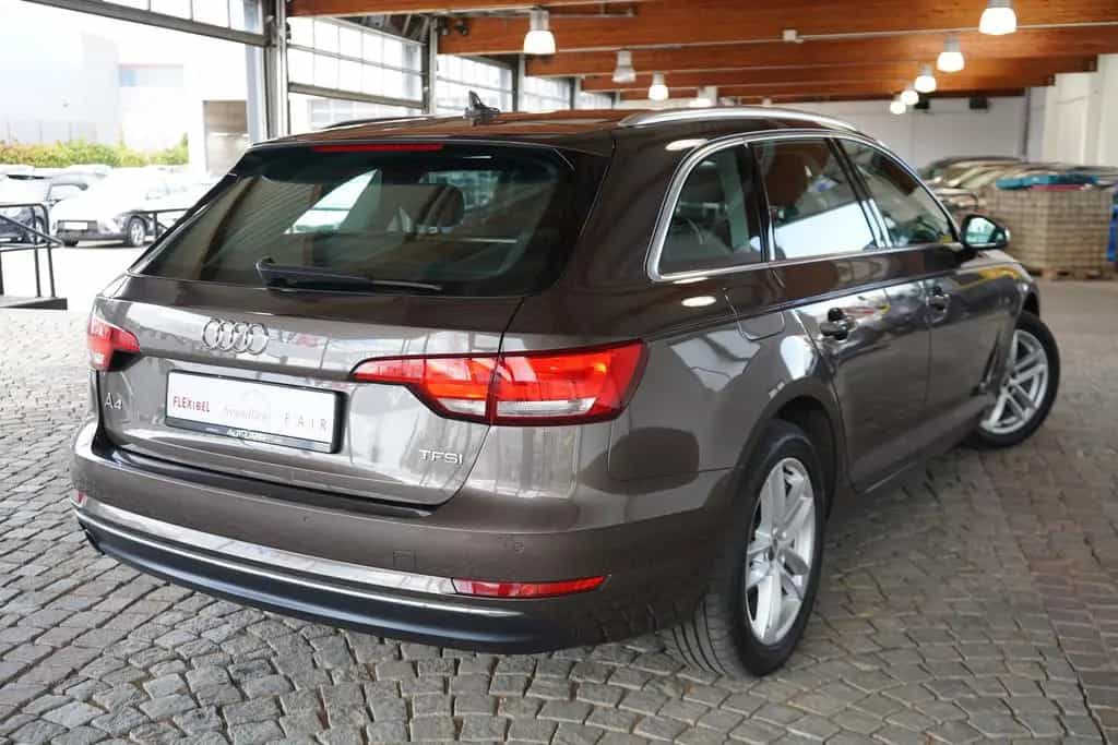 Audi A4 Avant 1.4 TFSI Bi-Xenon Navi App-Connect PDC 05/2018-photo-5