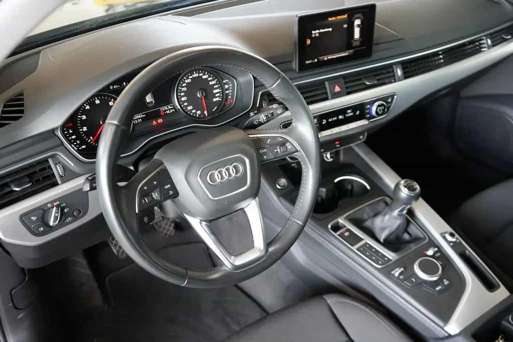 Audi A4 Avant 1.4 TFSI Bi-Xenon Navi App-Connect PDC 05/2018-photo-8