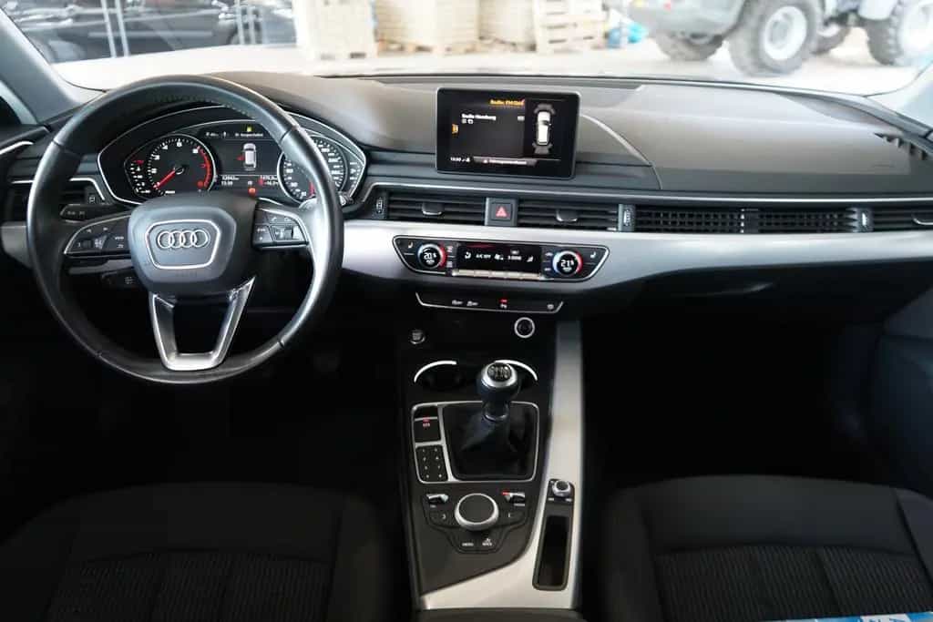 Audi A4 Avant 1.4 TFSI Bi-Xenon Navi App-Connect PDC 05/2018-photo-9