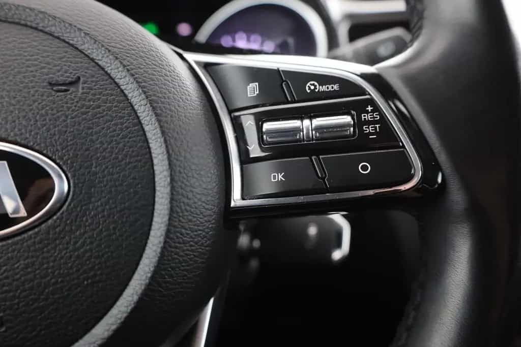 Kia Ceed SW 1.5 T-GDI LED Navi Sitzheizung AHK DAB 03/2022-photo-16