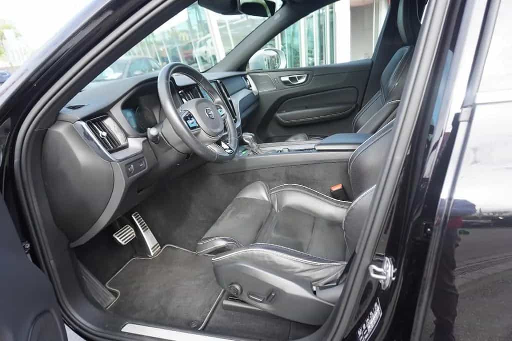 Volvo XC60 2.0 R Design AWD HarmanKardon ACC LED AHK 10/2019-photo-12