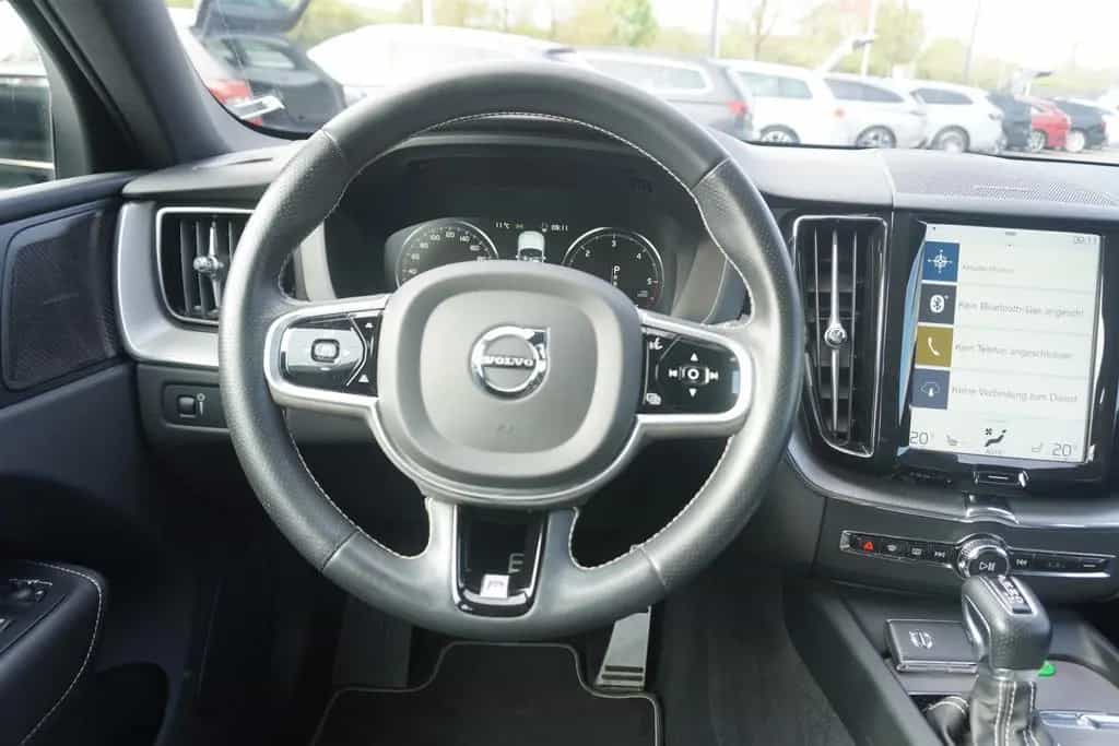 Volvo XC60 2.0 R Design AWD HarmanKardon ACC LED AHK 10/2019-photo-15