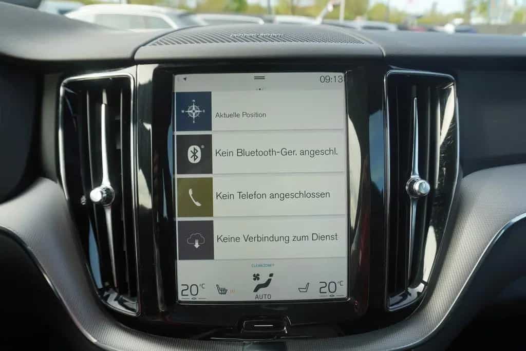 Volvo XC60 2.0 R Design AWD HarmanKardon ACC LED AHK 10/2019-photo-25