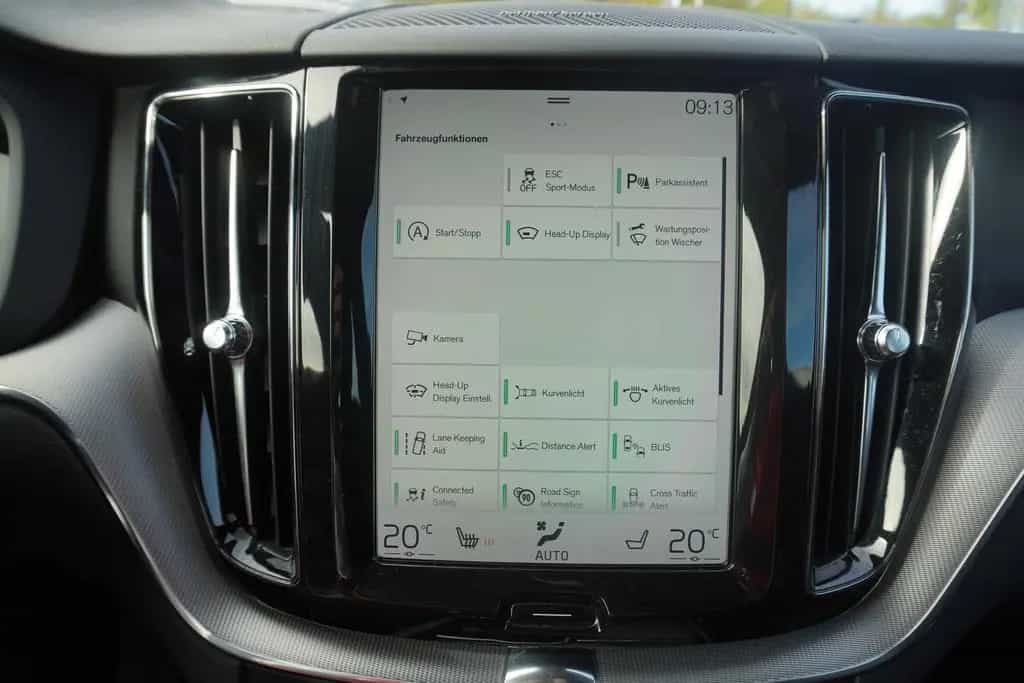 Volvo XC60 2.0 R Design AWD HarmanKardon ACC LED AHK 10/2019-photo-27