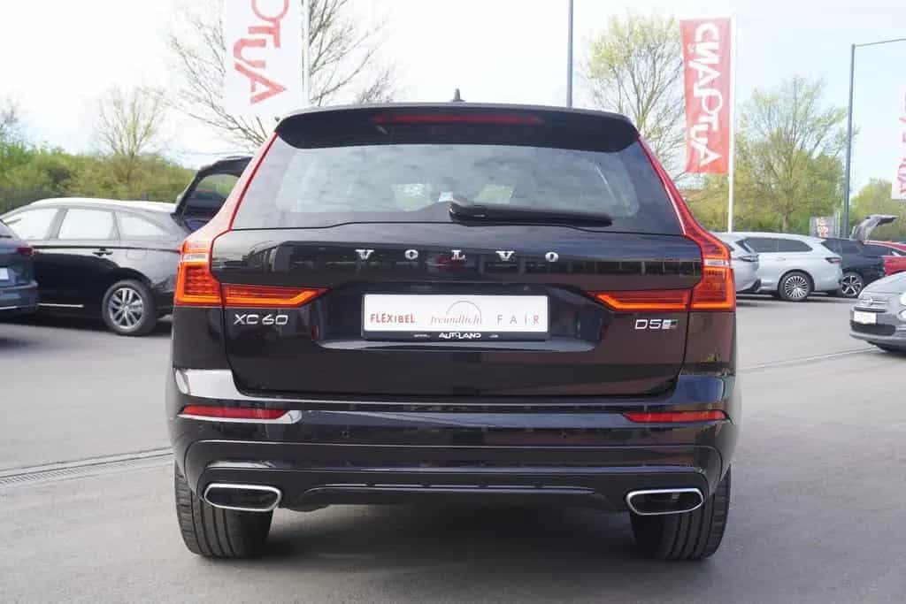 Volvo XC60 2.0 R Design AWD HarmanKardon ACC LED AHK 10/2019-photo-5